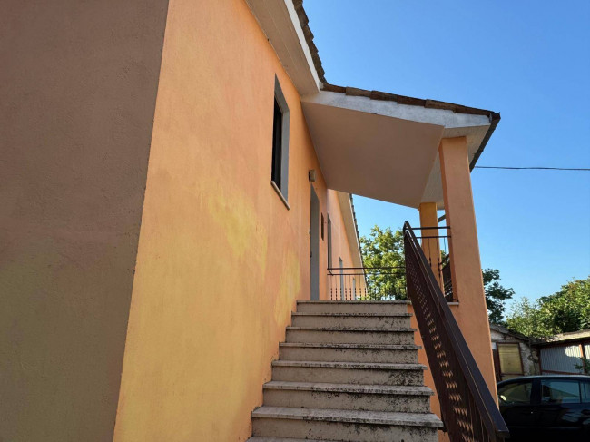 Appartamento in vendita a Montefortino