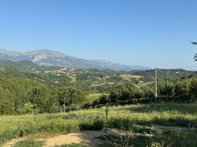 Appartamento in vendita a Montefortino