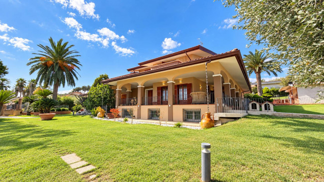 Villa singola in vendita a Martinsicuro