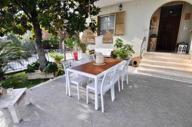 Villino a  schiera / bifamiliare in vendita a Offida