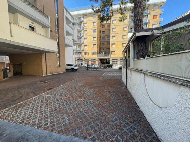Posto auto in vendita a Grottammare
