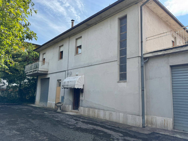 Casa cielo - terra in Vendita a Amandola