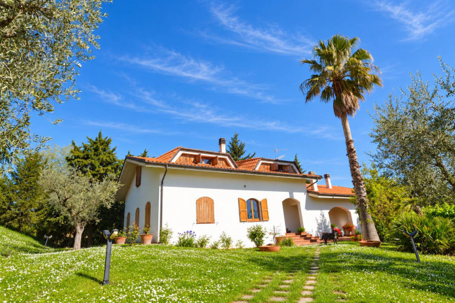 Villa singola in vendita a Ripatransone
