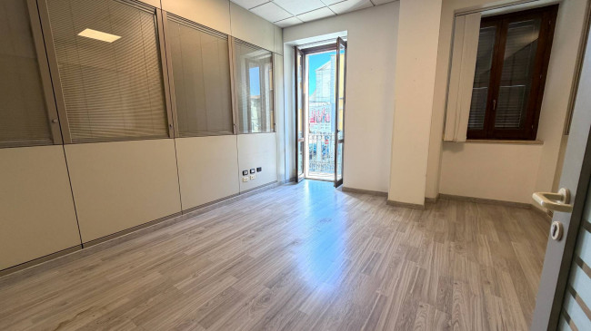 Ufficio / Studio Professionale in affitto a San Benedetto del Tronto