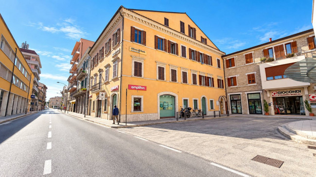 Ufficio / Studio Professionale in affitto a San Benedetto del Tronto