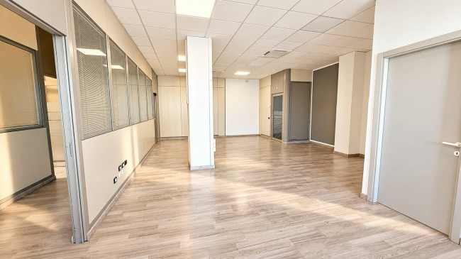 Ufficio / Studio Professionale in affitto a San Benedetto del Tronto