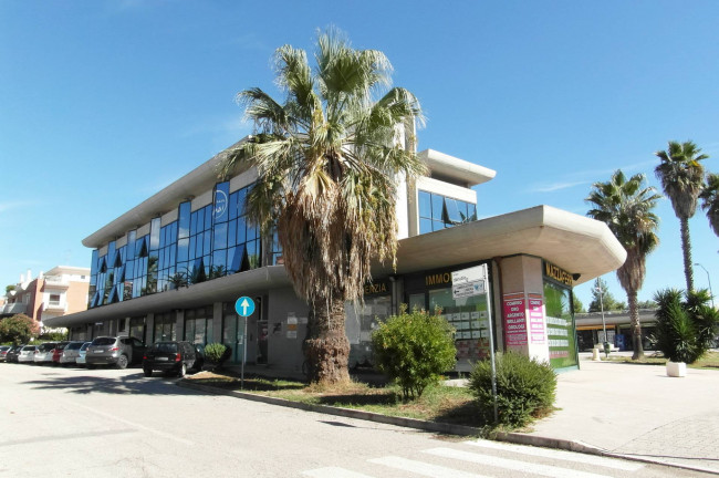 Ufficio / Studio Professionale in affitto a San Benedetto del Tronto