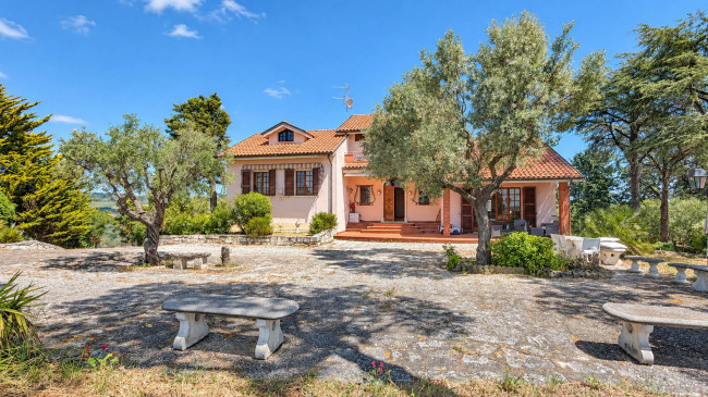 Villa singola in vendita a Monteprandone