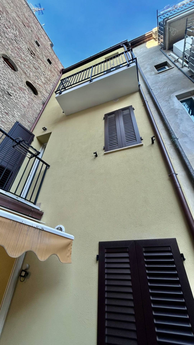 Casa cielo - terra in vendita a San Benedetto del Tronto