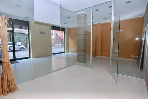 Locale Commerciale in affitto a Grottammare