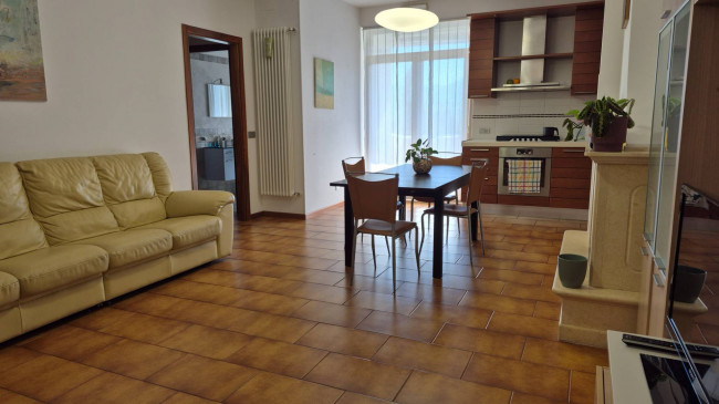 Appartamento in vendita a Colli del Tronto