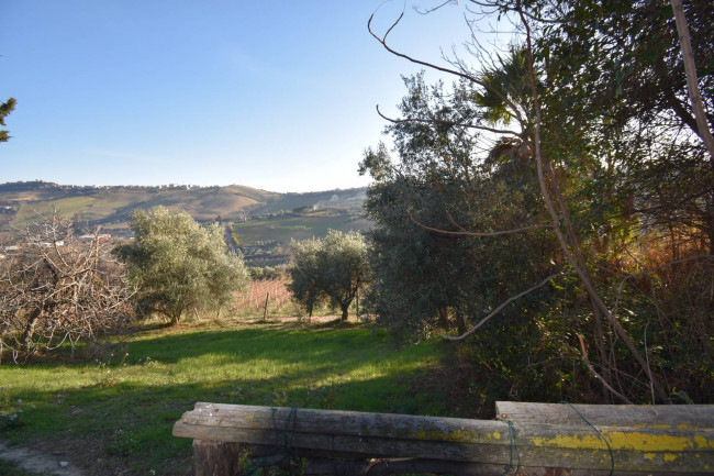 Casale Colonico Rustico in vendita a Ripatransone
