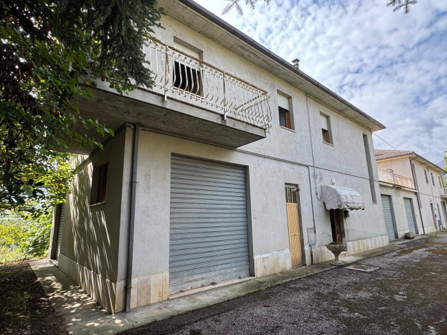 Appartamento in vendita a Amandola