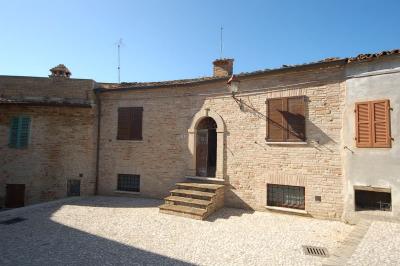 Casa cielo - terra in vendita a Montalto delle Marche