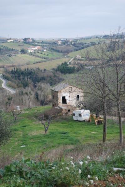 Casale Colonico in vendita a Monsampolo del Tronto