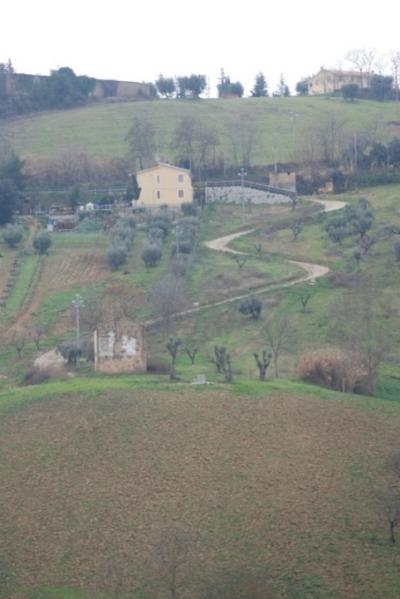 Casale Colonico in vendita a Monsampolo del Tronto