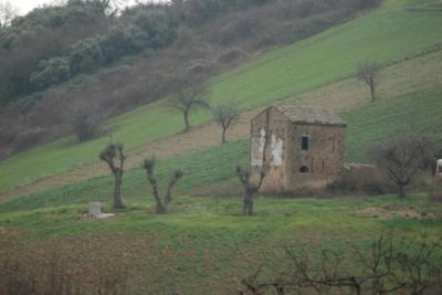 Casale Colonico in vendita a Monsampolo del Tronto