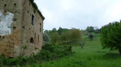 Casale Colonico in vendita a Monsampolo del Tronto