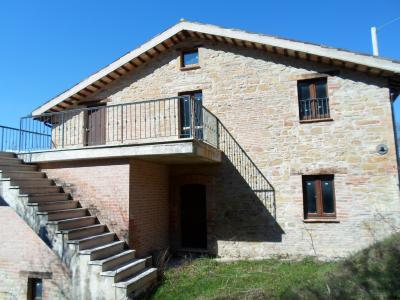 Casa cielo - terra in vendita a Comunanza