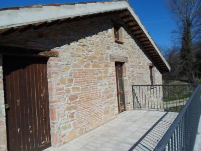 Casa cielo - terra in vendita a Comunanza