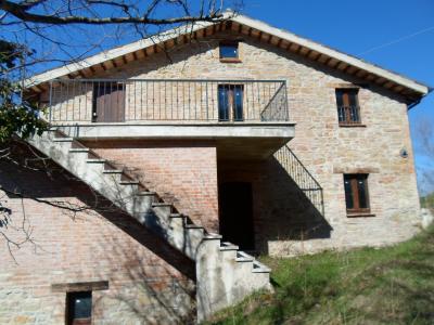 Casa cielo - terra in vendita a Comunanza