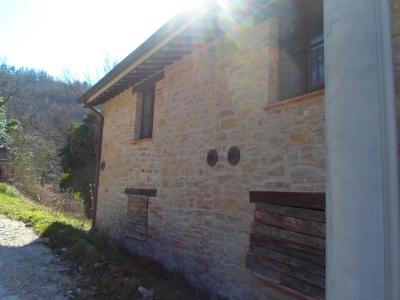 Casa cielo - terra in vendita a Comunanza