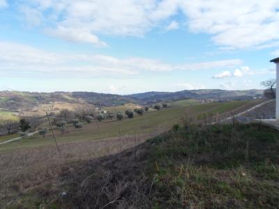 Casale Colonico in vendita a San Severino Marche