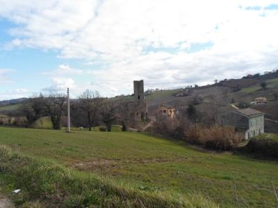 Casale Colonico in vendita a San Severino Marche