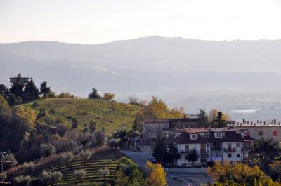 Casa cielo - terra in vendita a Monsampolo del Tronto