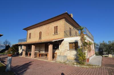 Villa singola in vendita a Ancarano