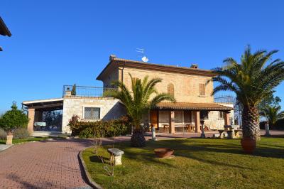 Villa singola in vendita a Ancarano