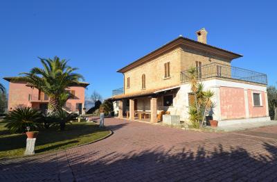 Villa singola in vendita a Ancarano