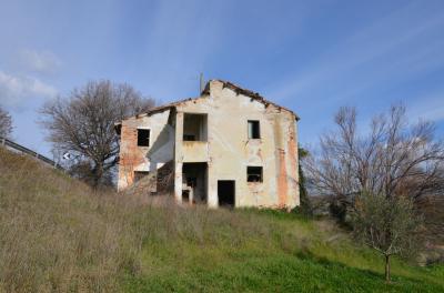 Rustico in vendita a Appignano Del Tronto (AP)