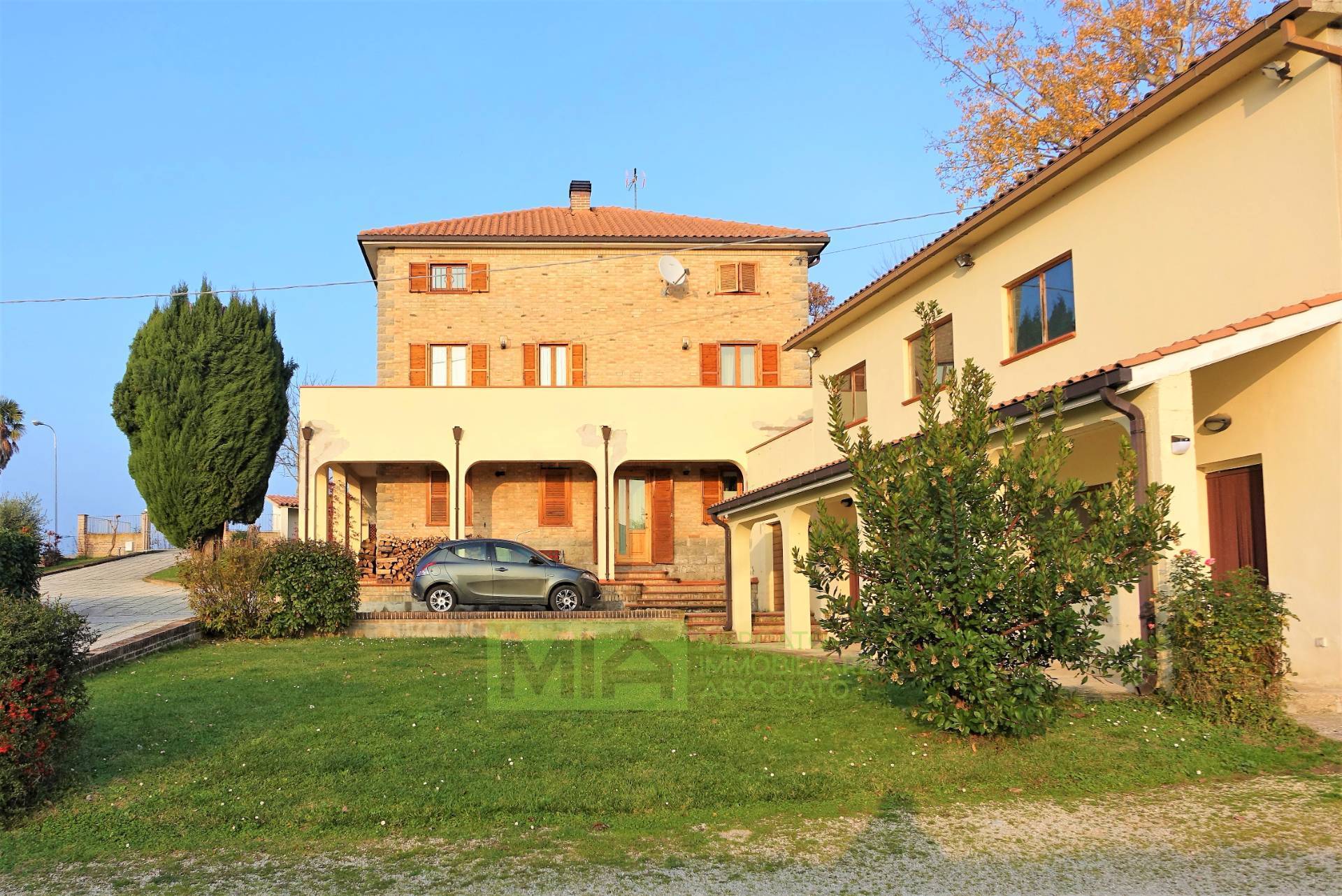 Villa SMERILLO vendita  Campagna  A & G Immobiliare