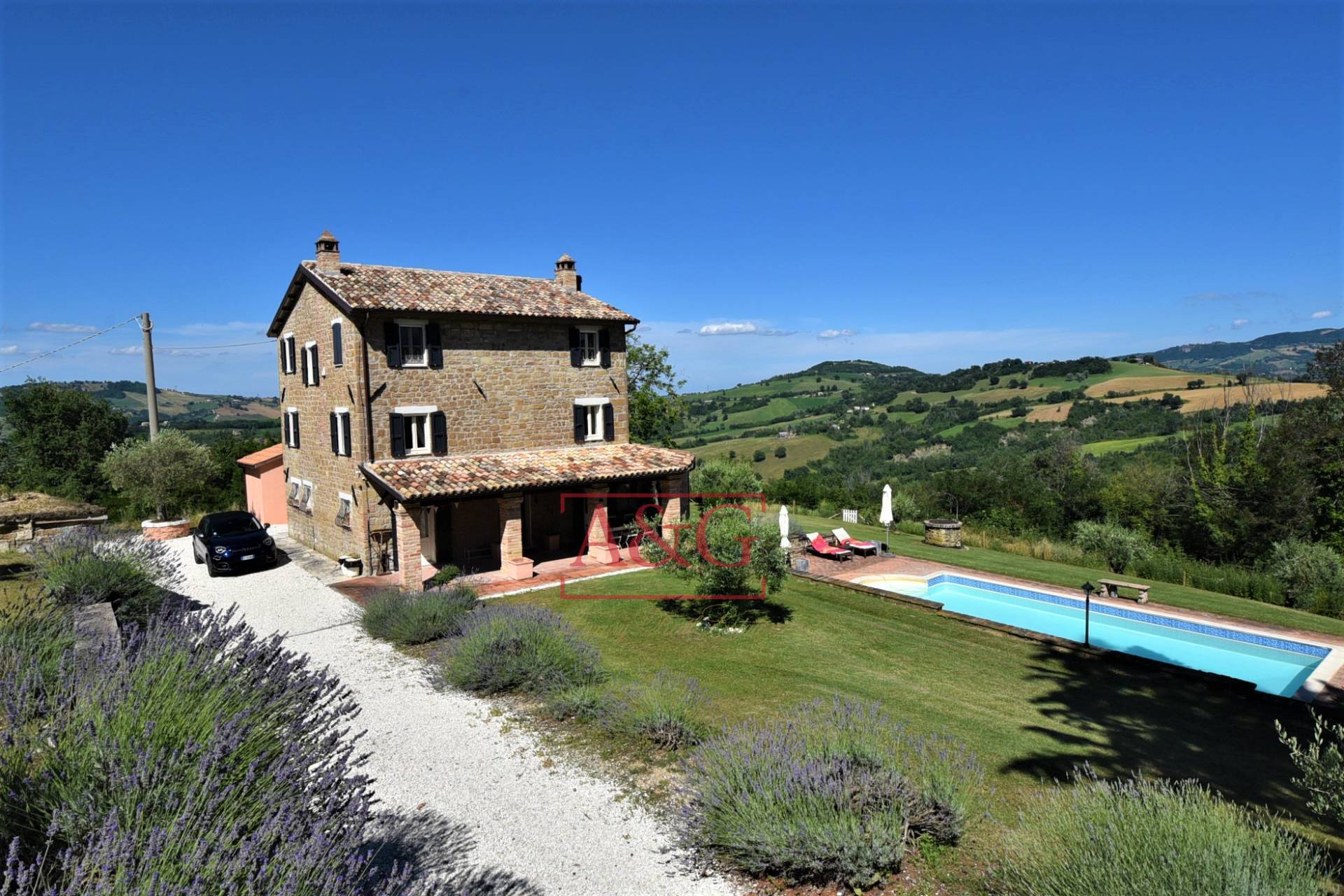 Casale in vendita a Amandola