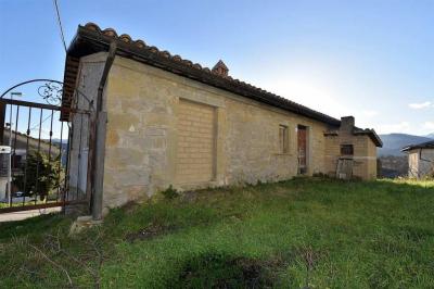 Casa colonica in vendita a Roccafluvione