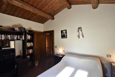 Farmhouse for sale in Venarotta
