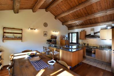 Farmhouse for sale in Venarotta