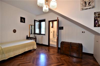 Villa for sale in Amandola