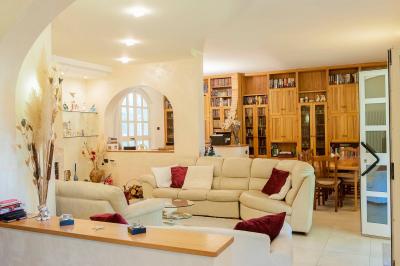 Villa for sale in Sant'Omero