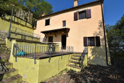 townhouse for sale in Sarnano