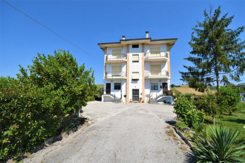 Apartment to Buy in Petritoli