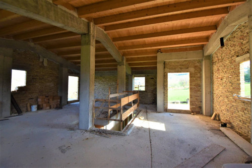 farmhouse for sale in Rapagnano