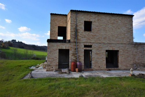 farmhouse for sale in Rapagnano