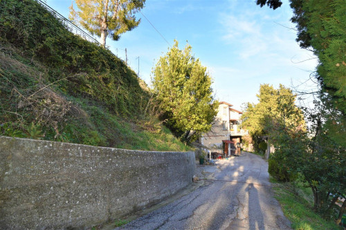 Casa singola in vendita a Montelparo