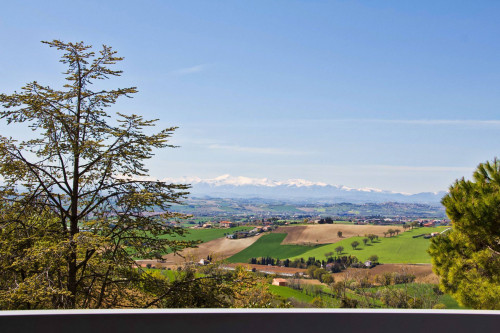 Casa cielo-terra in vendita a Montecosaro