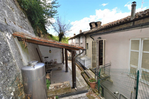 townhouse for sale in Amandola