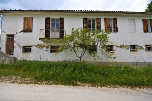 Casa colonica in vendita a Amandola