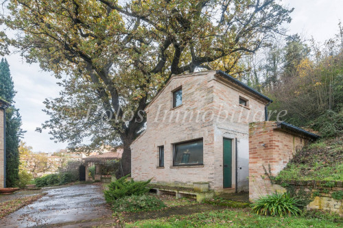 Casale in vendita a Grottazzolina