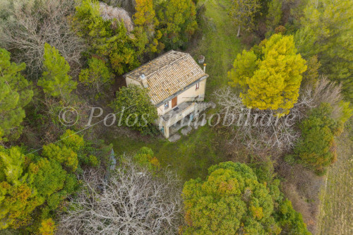 Single House for Sale to Fermo